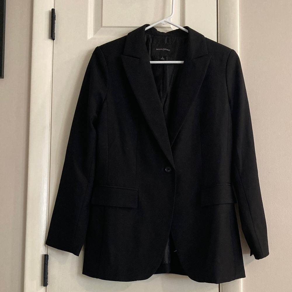 Banana Republic Classic Black Blazer